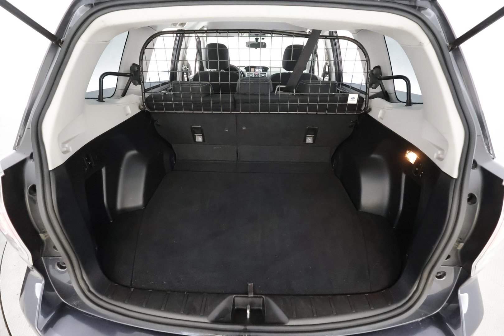 SUBARU Forester 2018