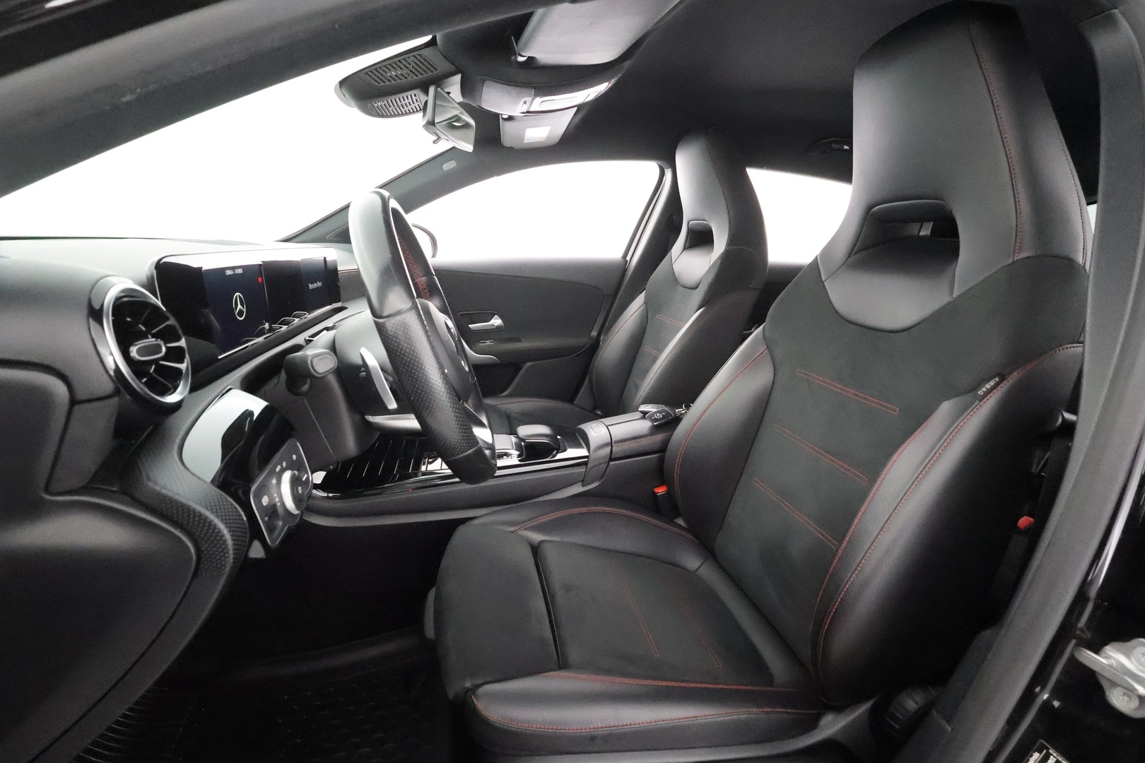 MERCEDES-BENZ A 2019
