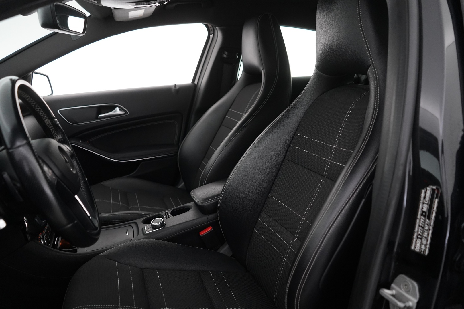 MERCEDES-BENZ A 2014