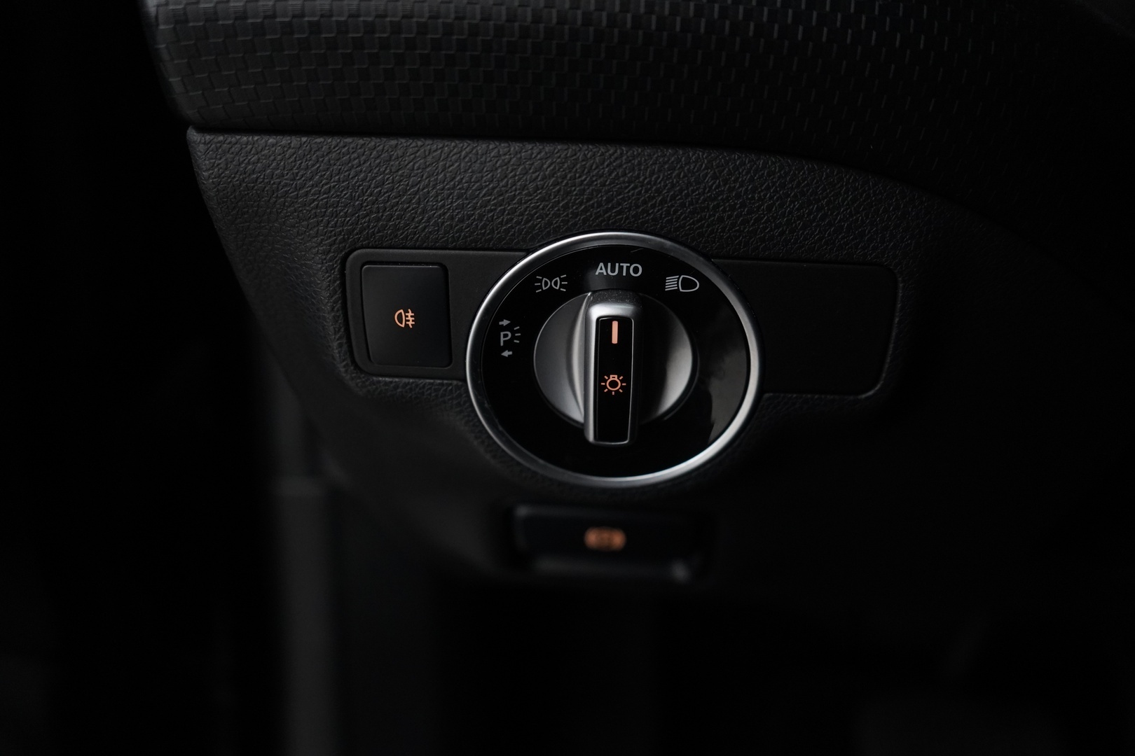 MERCEDES-BENZ A 2014