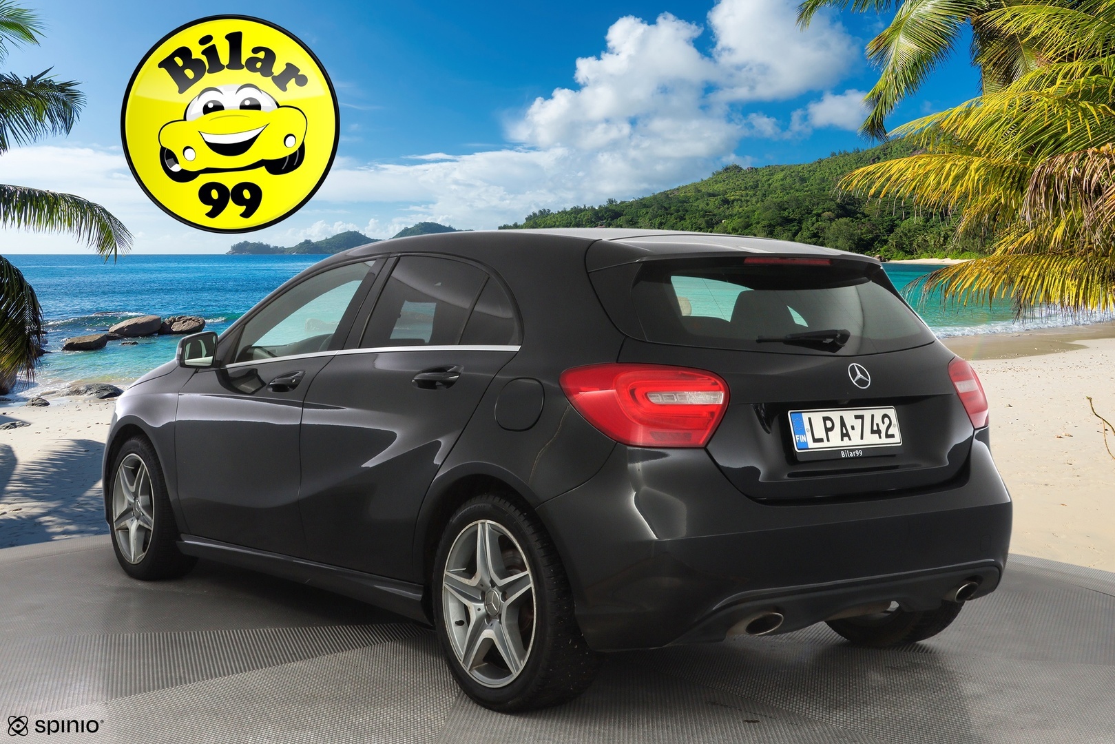 MERCEDES-BENZ A 2014