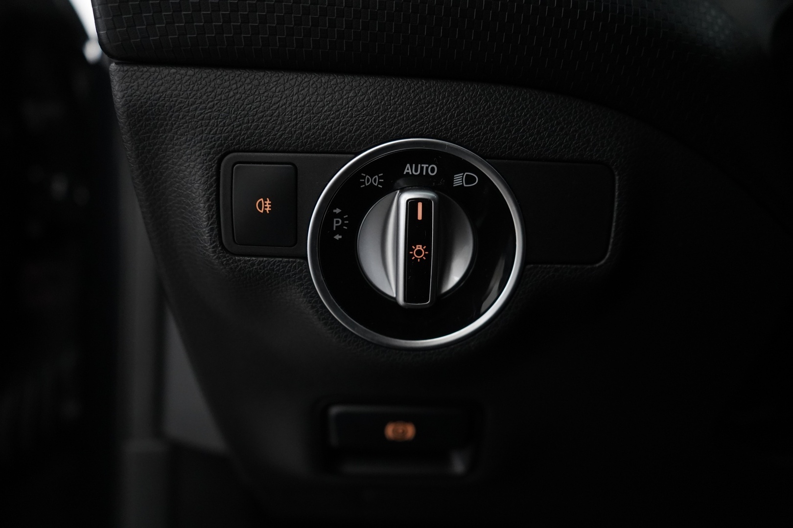 MERCEDES-BENZ A 2014