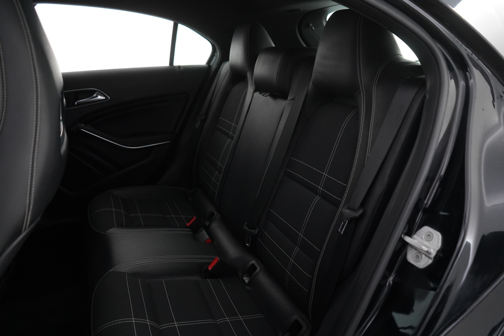 MERCEDES-BENZ A 2014