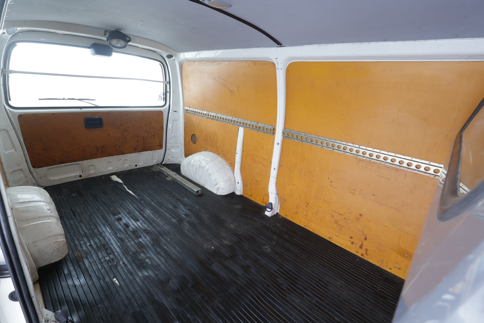 TOYOTA Hiace 2004