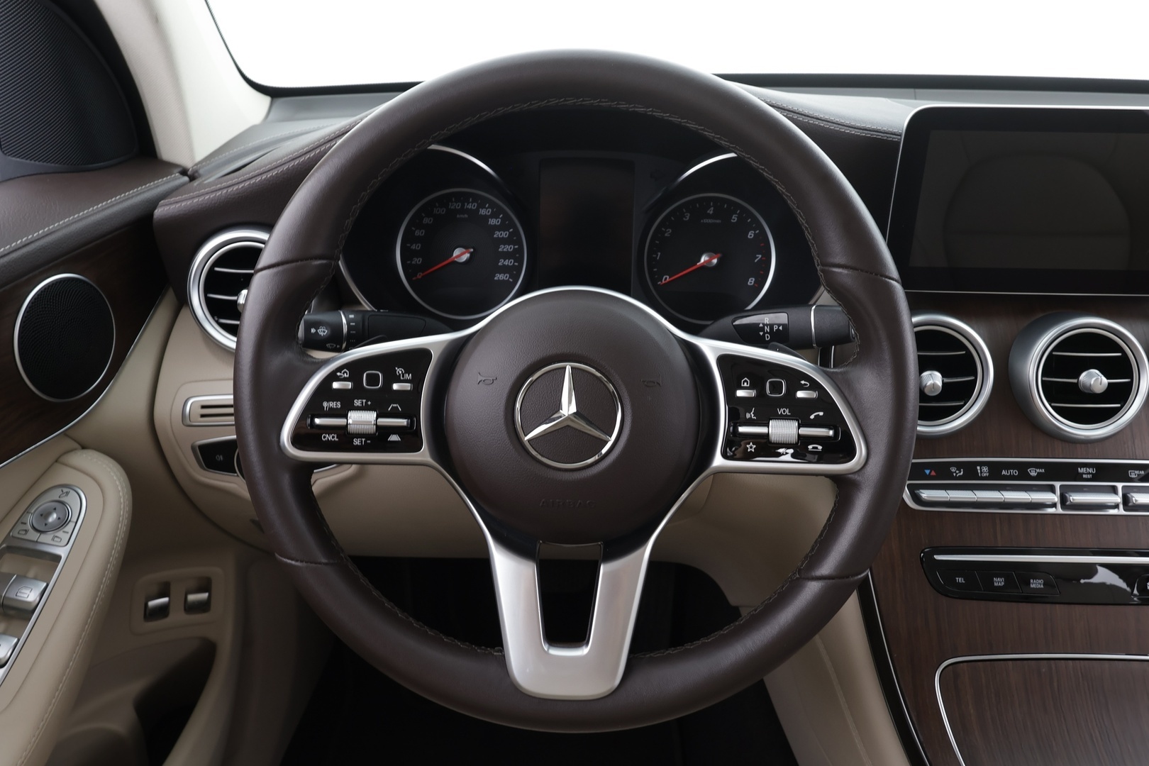 MERCEDES-BENZ GLC 2021