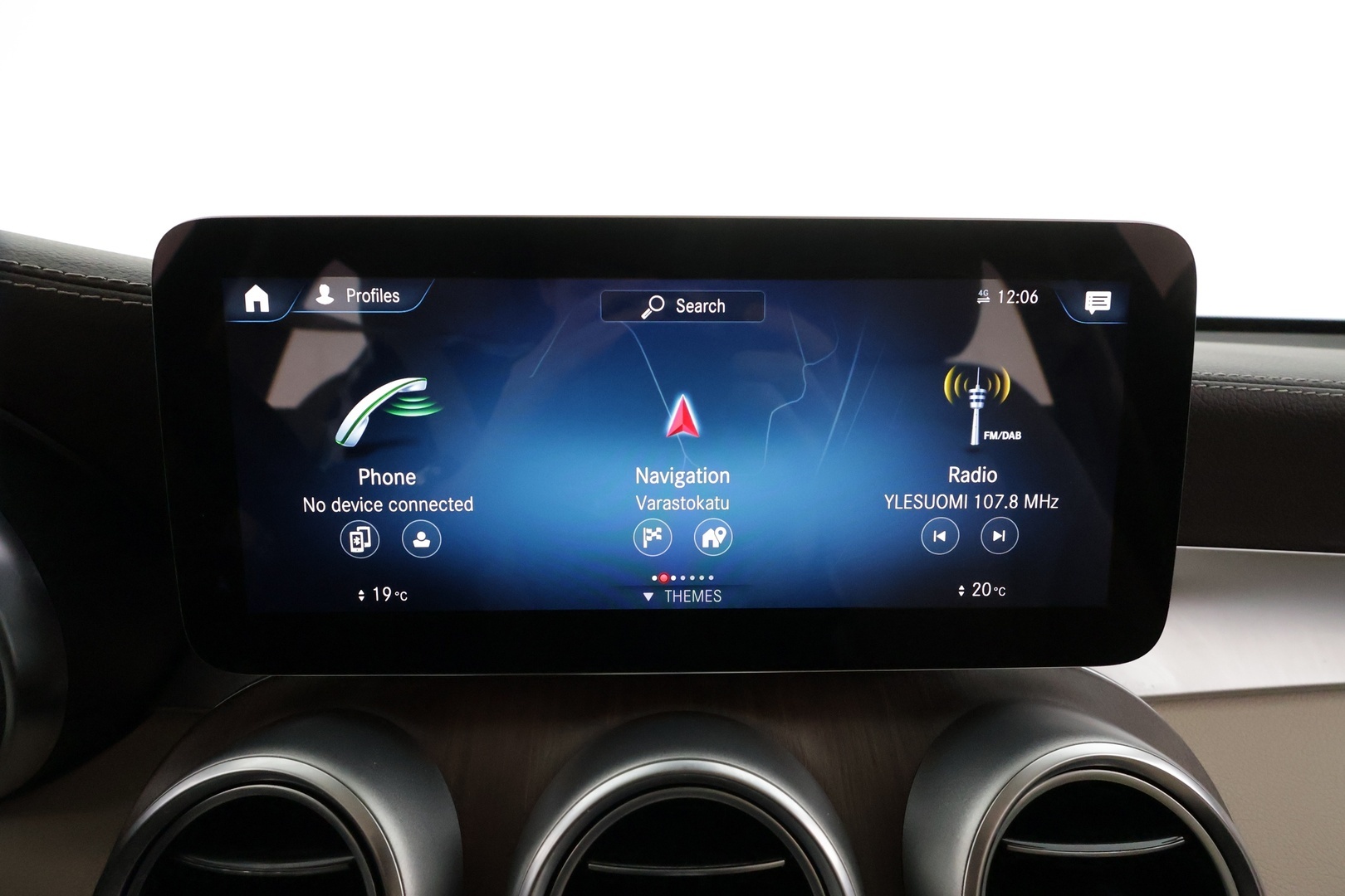 MERCEDES-BENZ GLC 2021