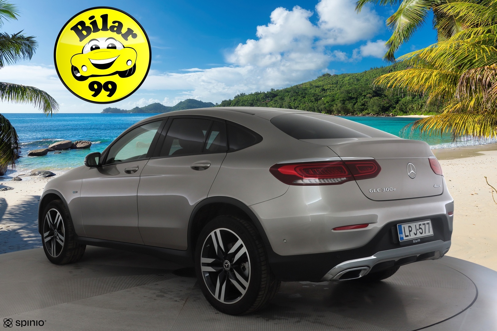 MERCEDES-BENZ GLC 2021