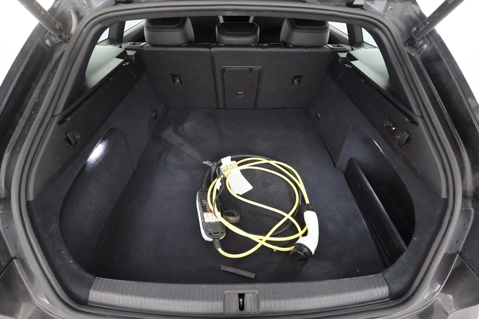 VOLKSWAGEN Arteon 2023