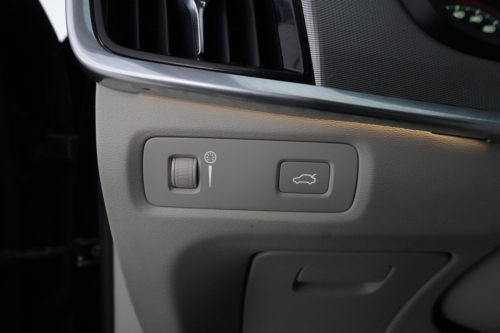 VOLVO V90 2017