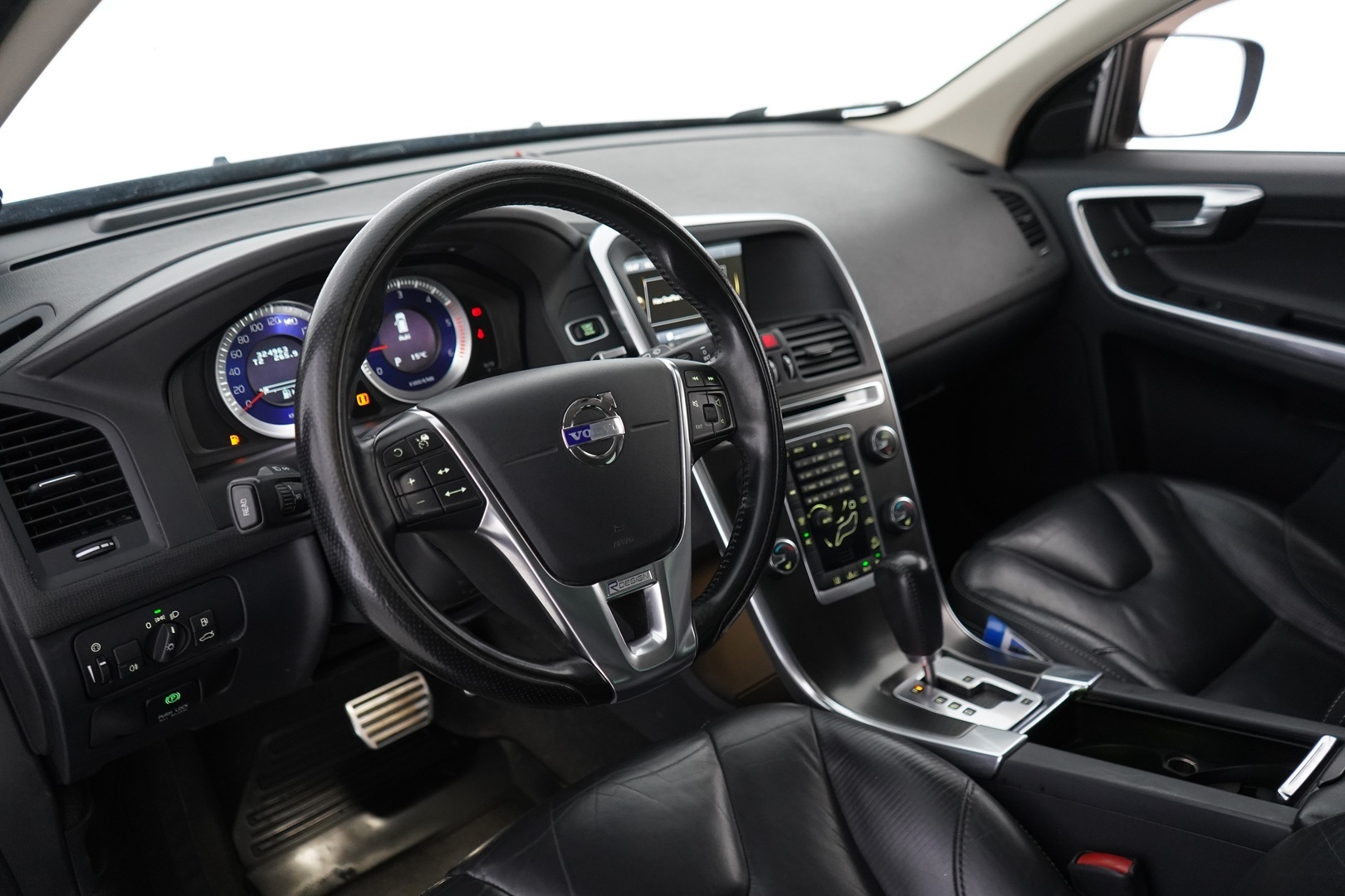 VOLVO XC60 2012