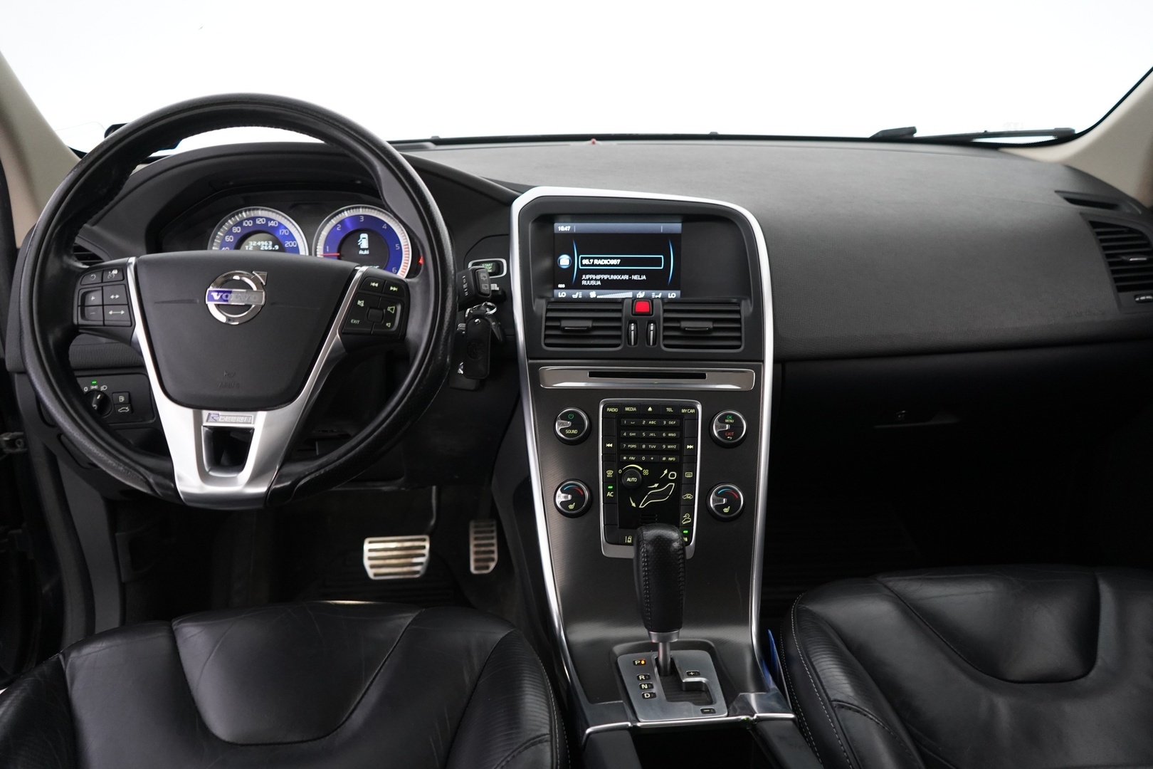 VOLVO XC60 2012