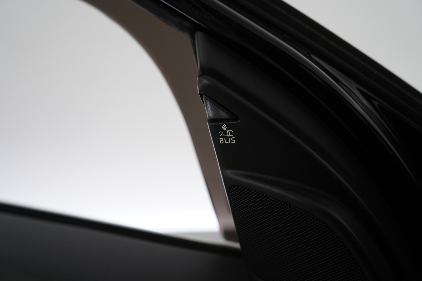 VOLVO XC60 2012