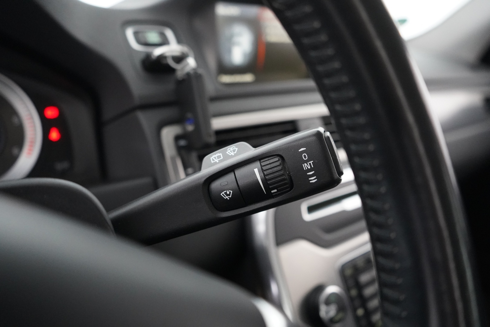 VOLVO XC70 2012