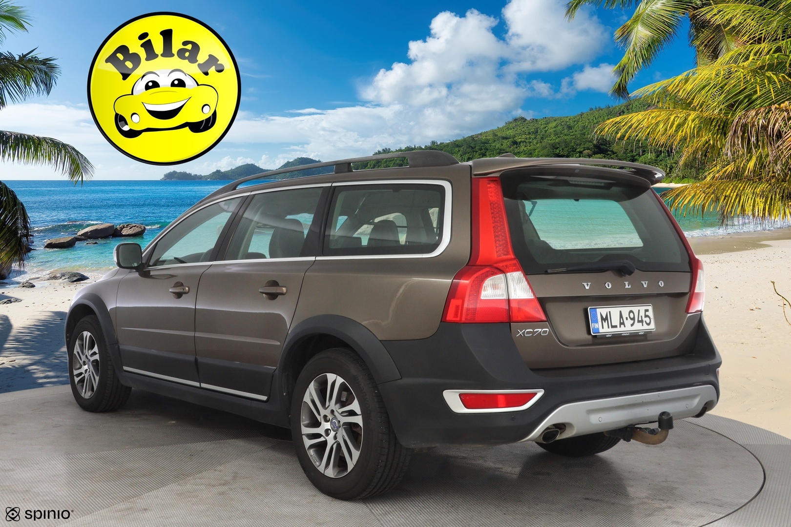 VOLVO XC70 2012