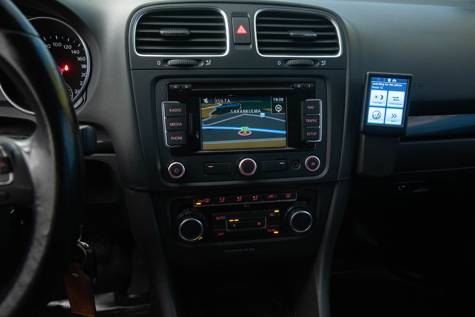 VOLKSWAGEN Golf 2010