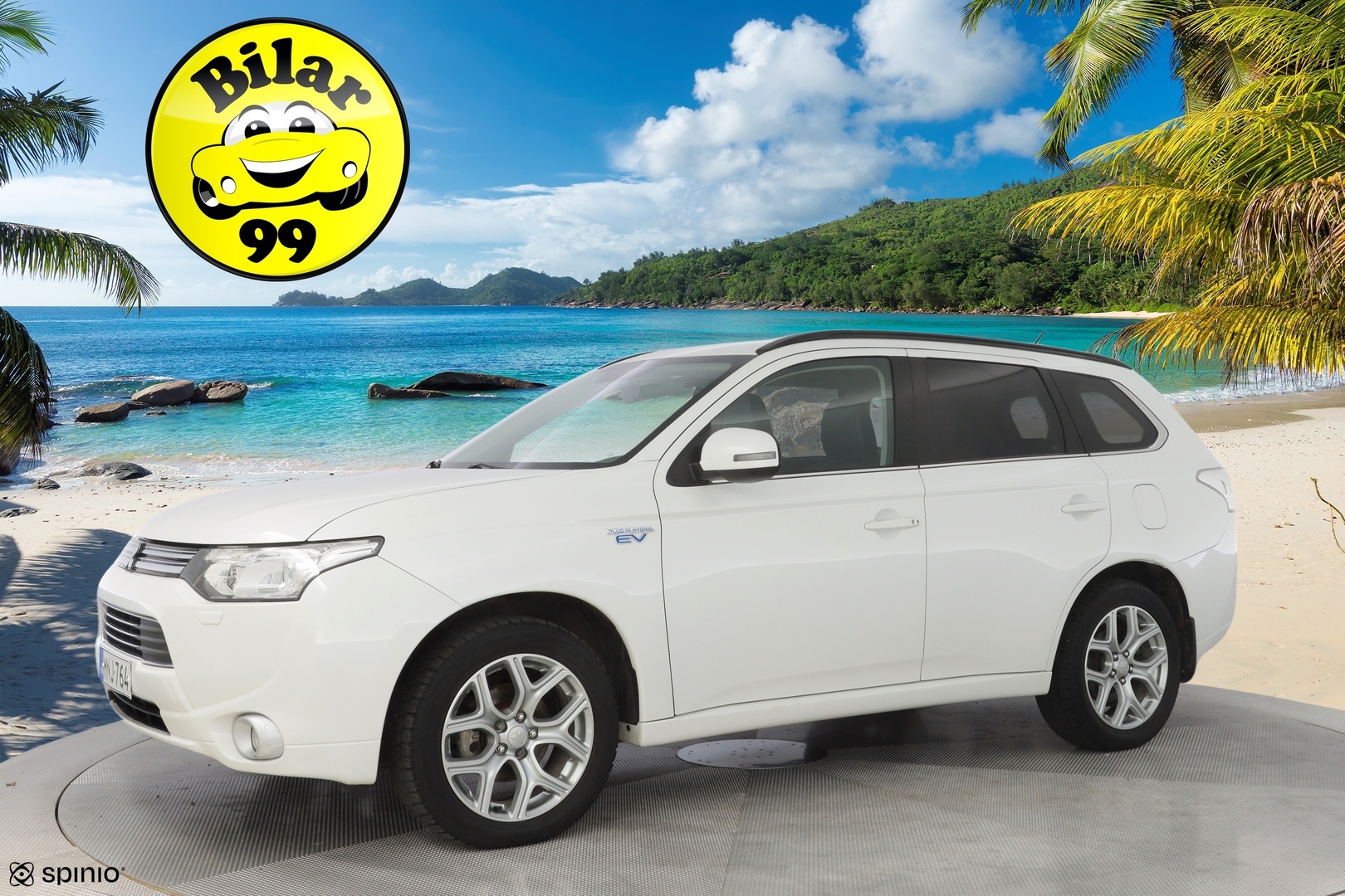 MITSUBISHI Outlander PHEV 2014