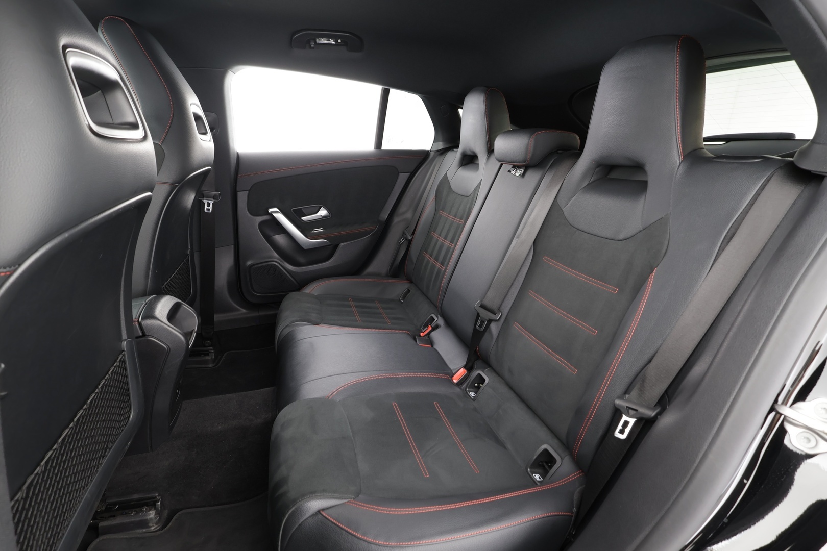 MERCEDES-BENZ CLA 2022