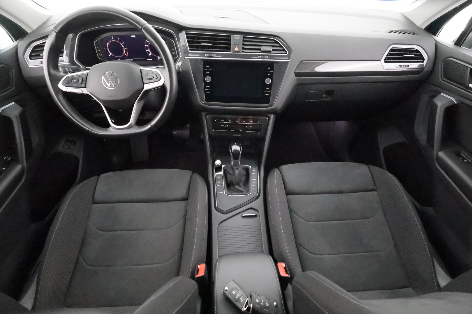 VOLKSWAGEN Tiguan 2022