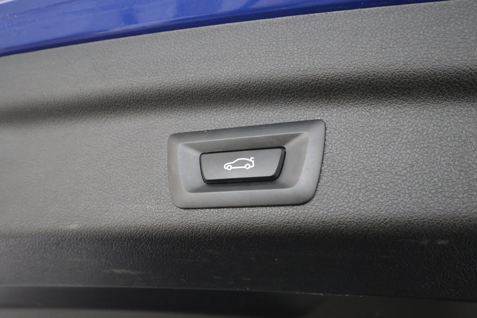BMW 225 2023