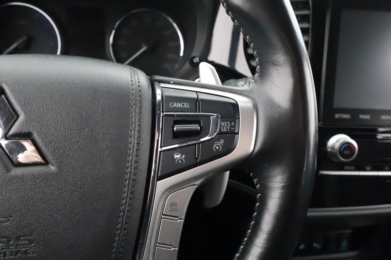 MITSUBISHI Outlander PHEV 2021