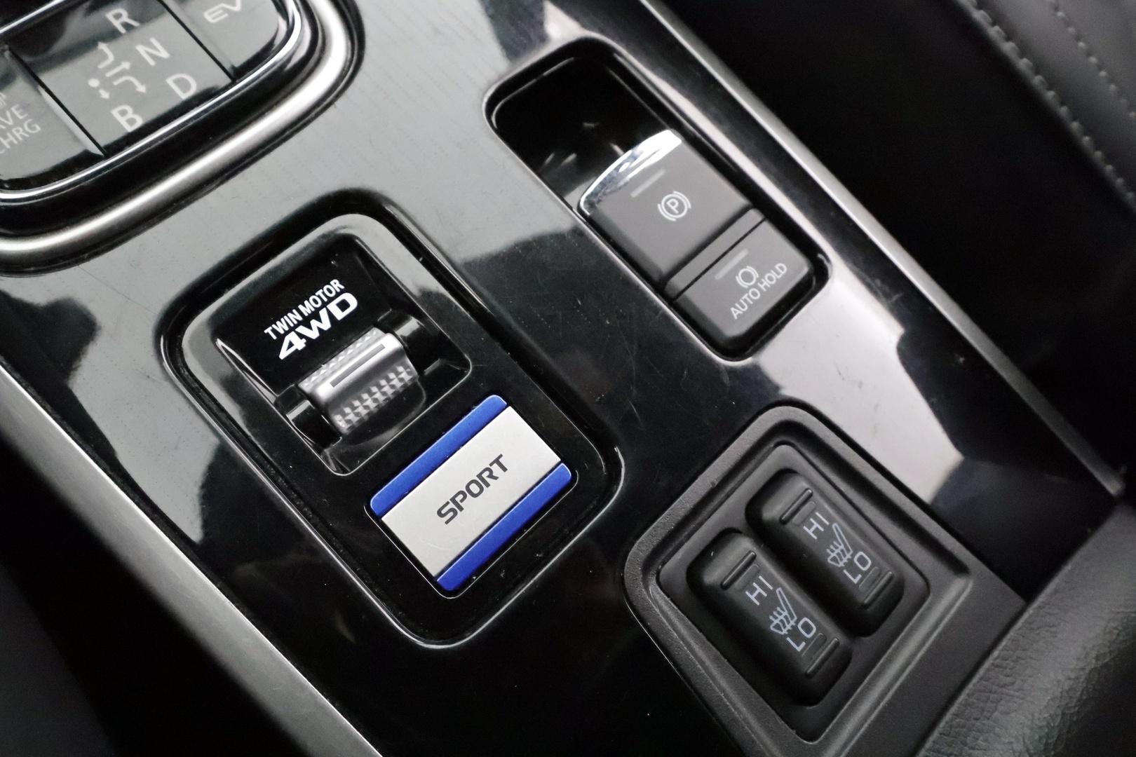 MITSUBISHI Outlander PHEV 2021