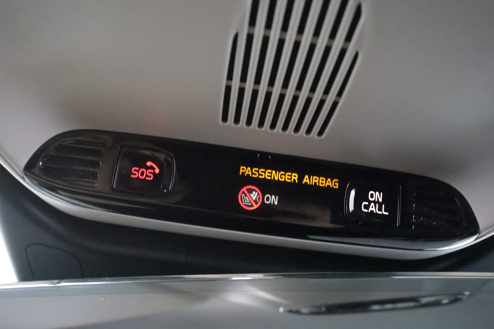 VOLVO V60 2021