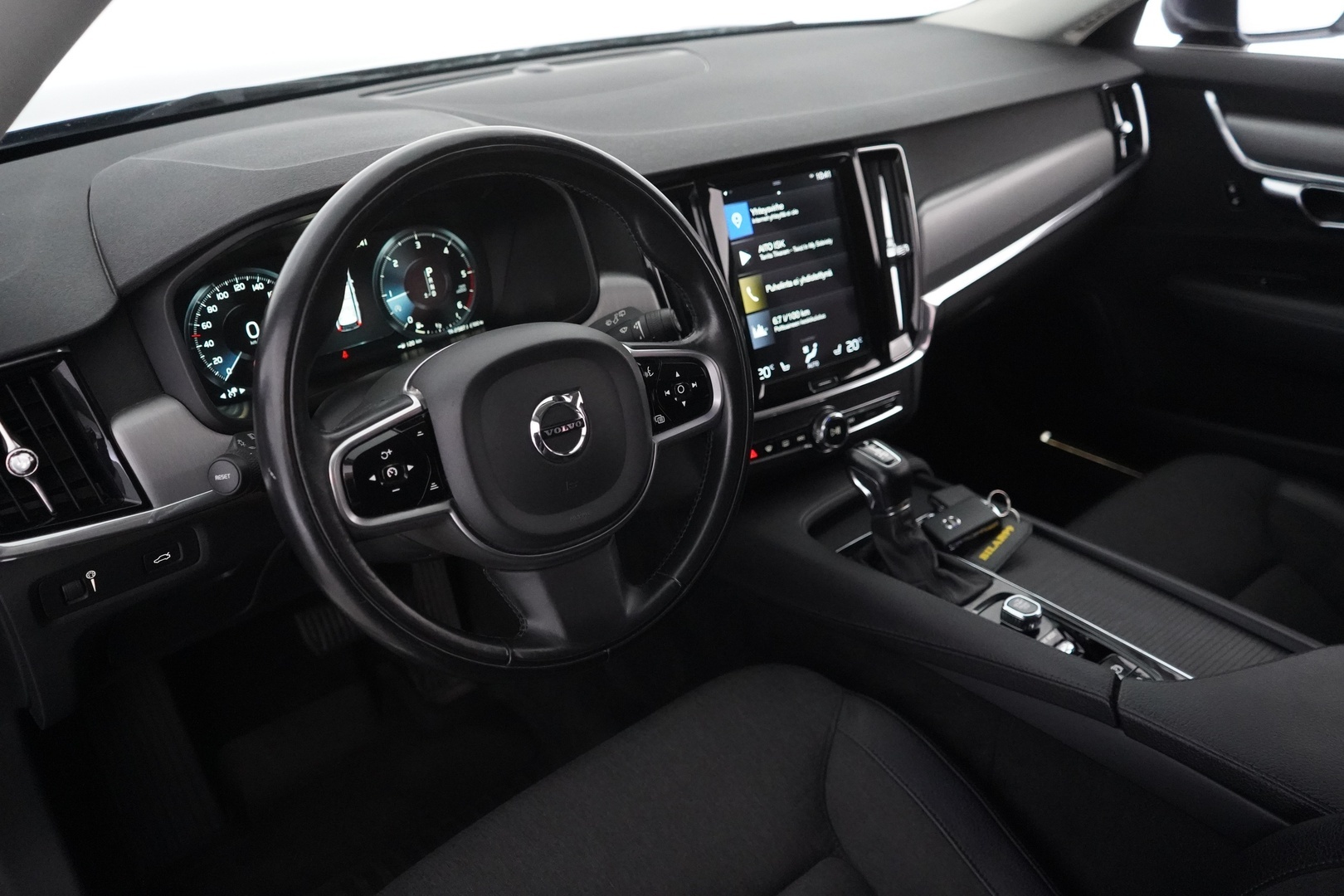 VOLVO V90 2018
