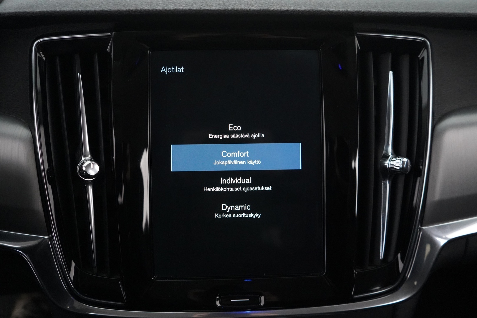 VOLVO V90 2018
