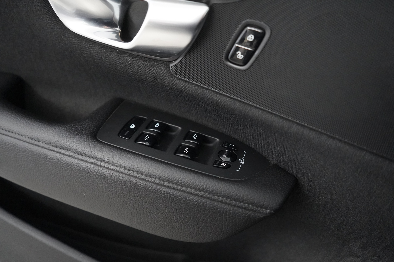 VOLVO V90 2018