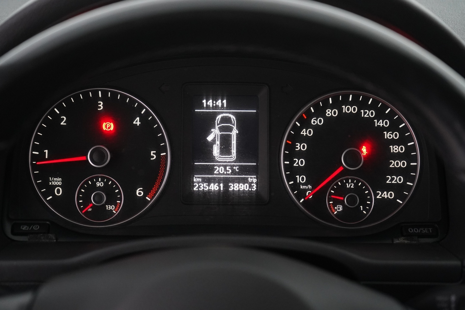 VOLKSWAGEN Caddy 2014