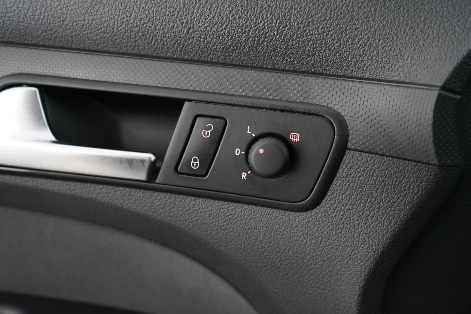 VOLKSWAGEN Caddy 2014