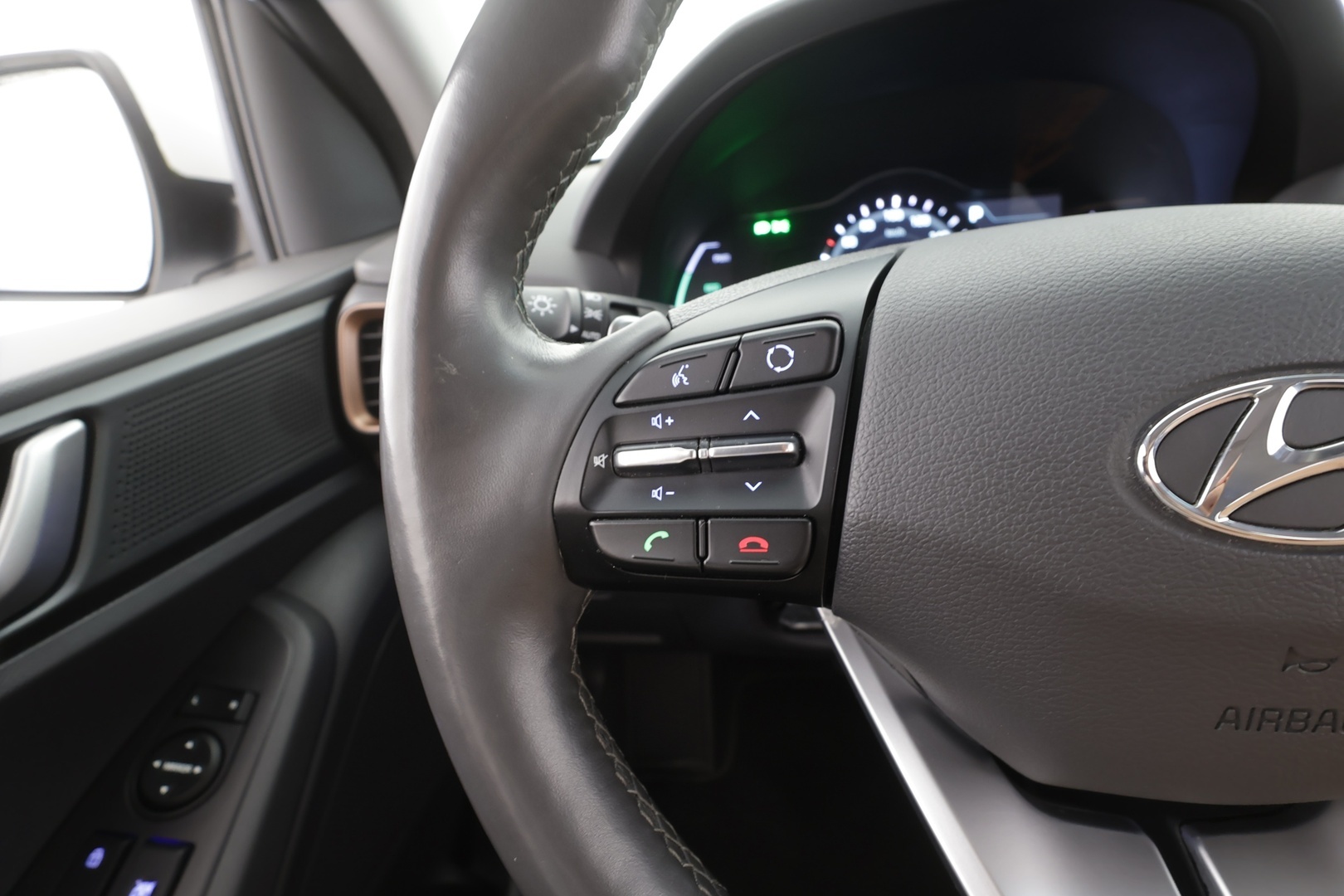 HYUNDAI IONIQ electric 2019