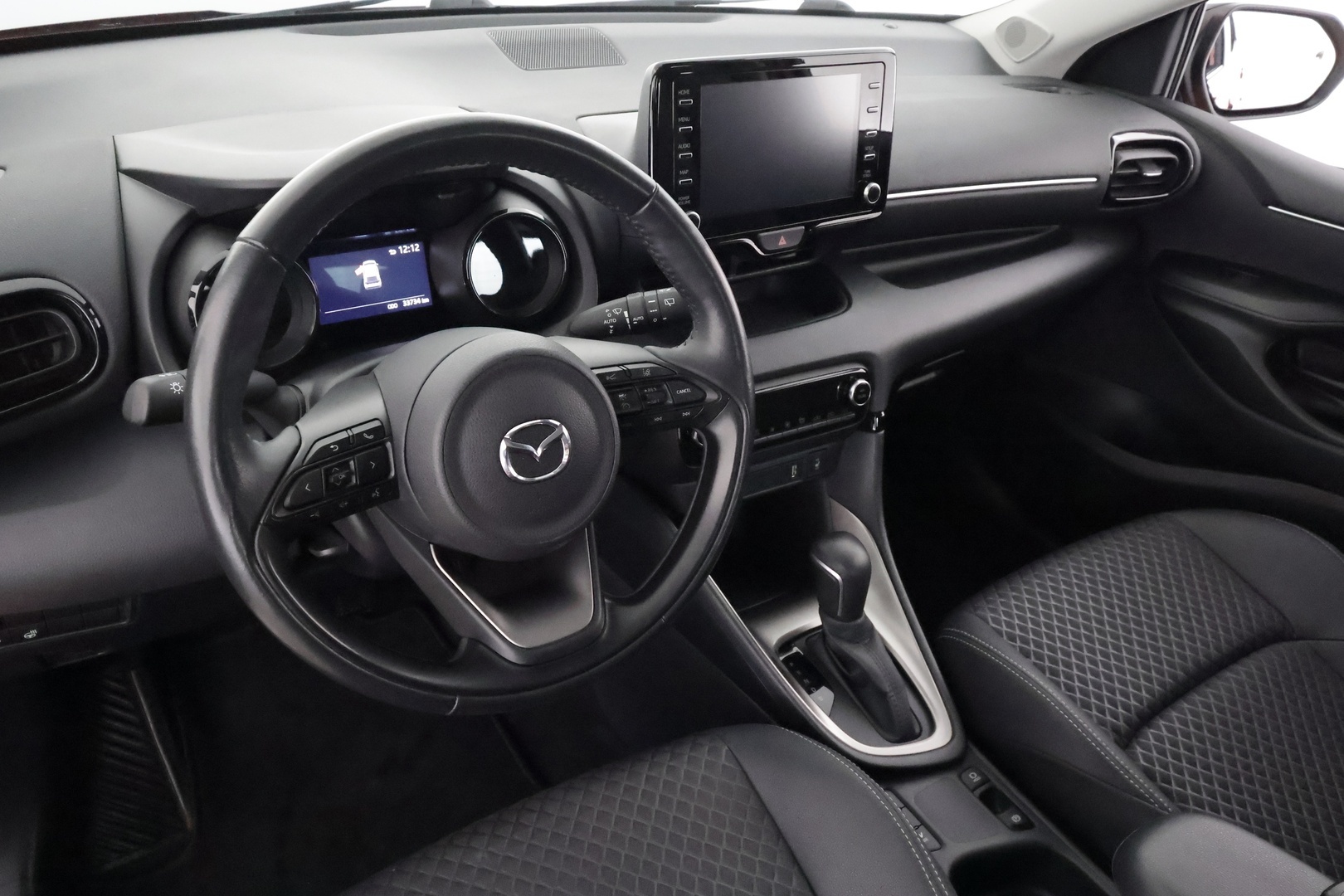 MAZDA 2 2023