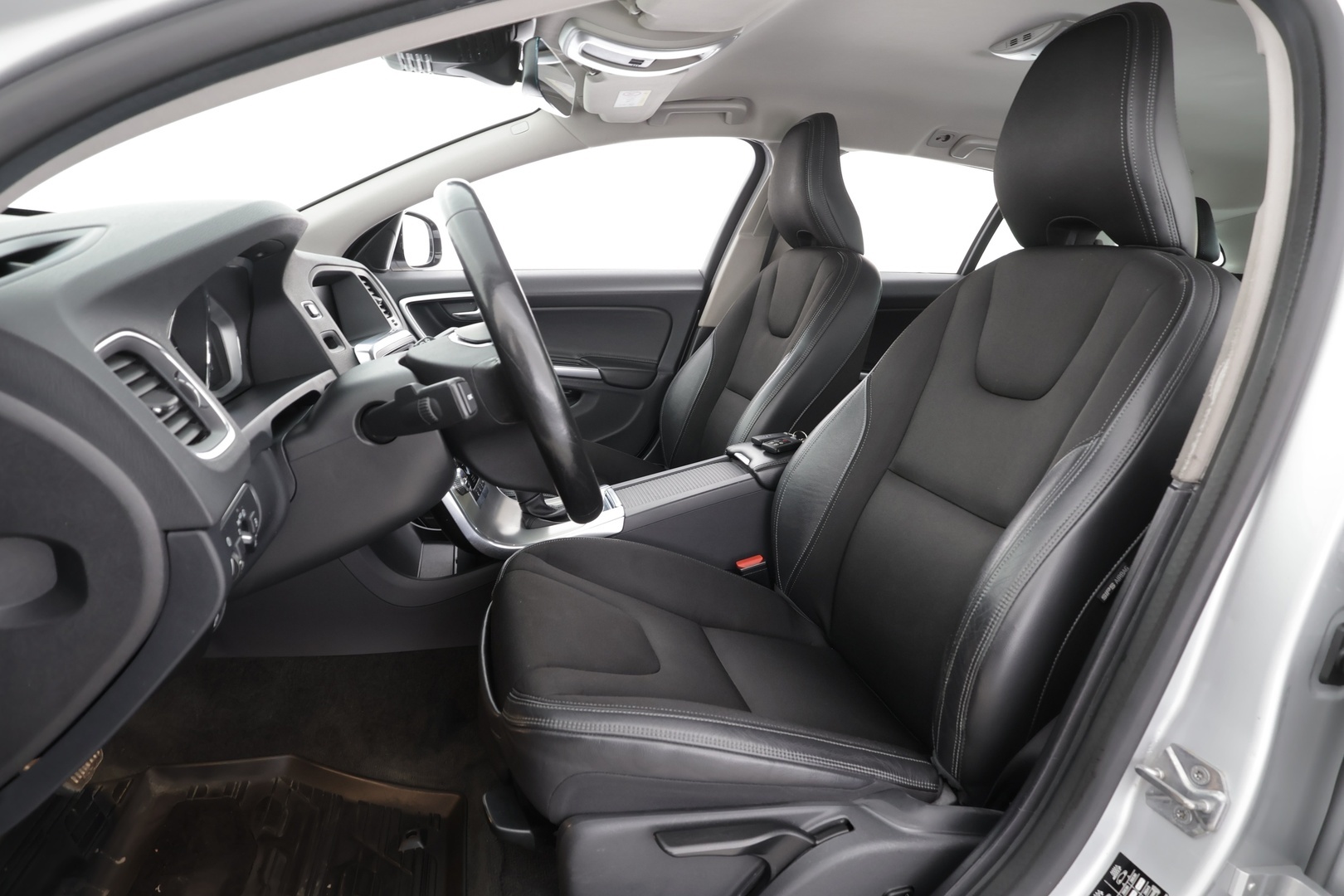 VOLVO V60 Cross Country 2018