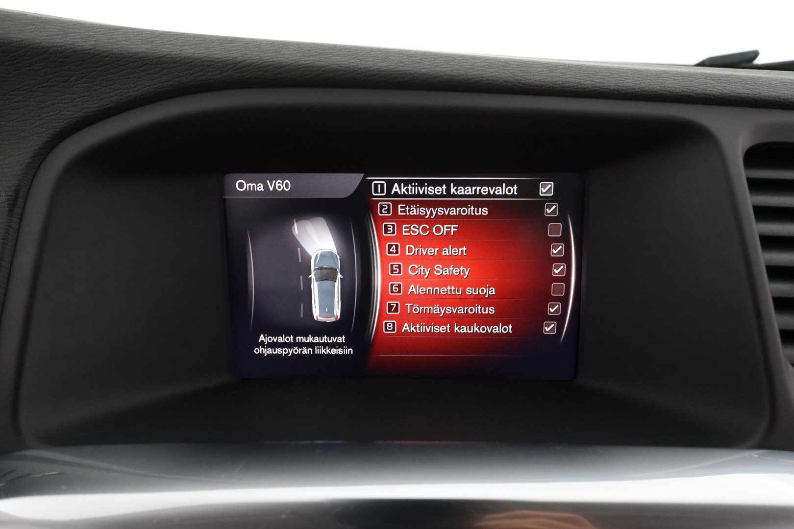 VOLVO V60 Cross Country 2018