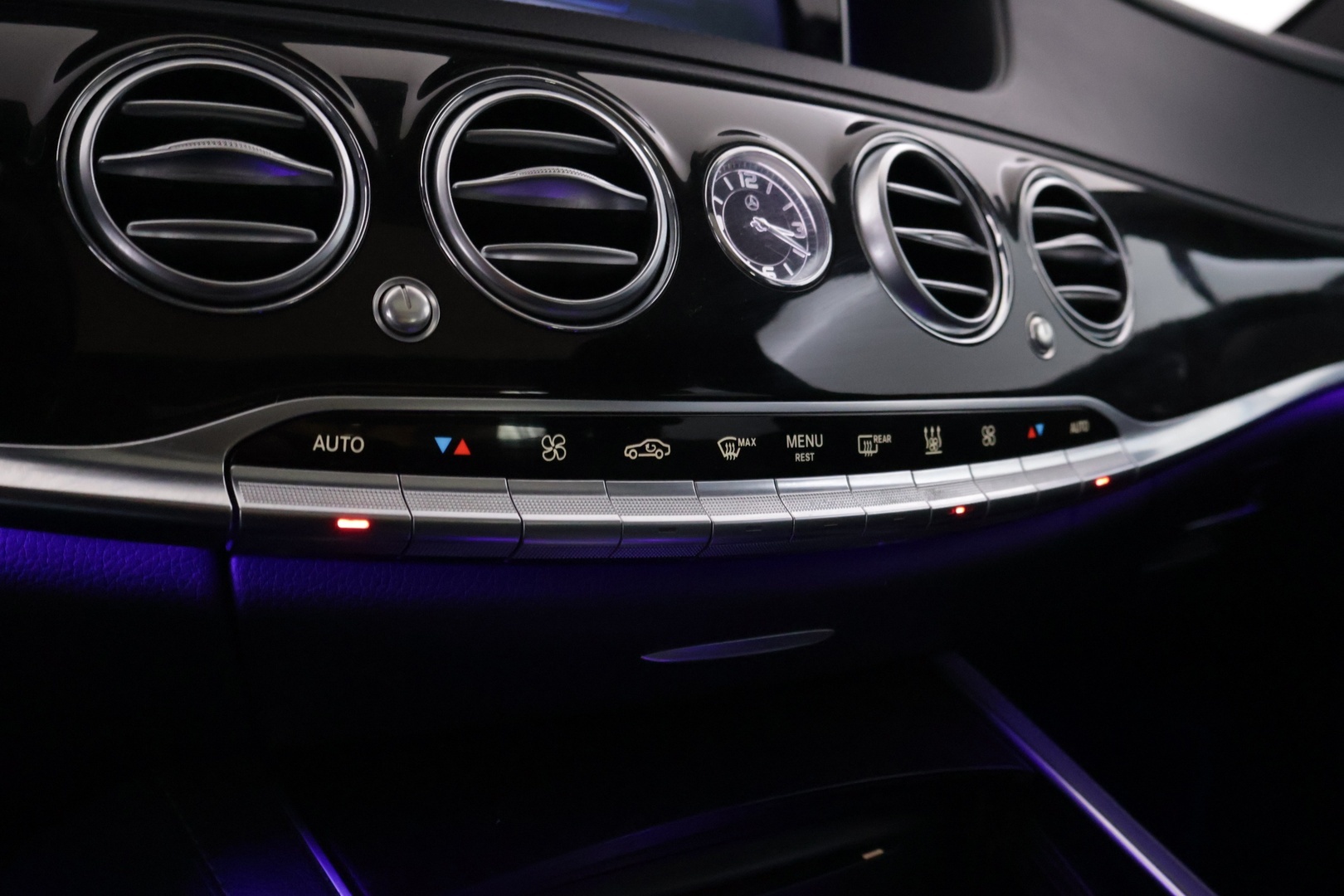 MERCEDES-BENZ S 2015