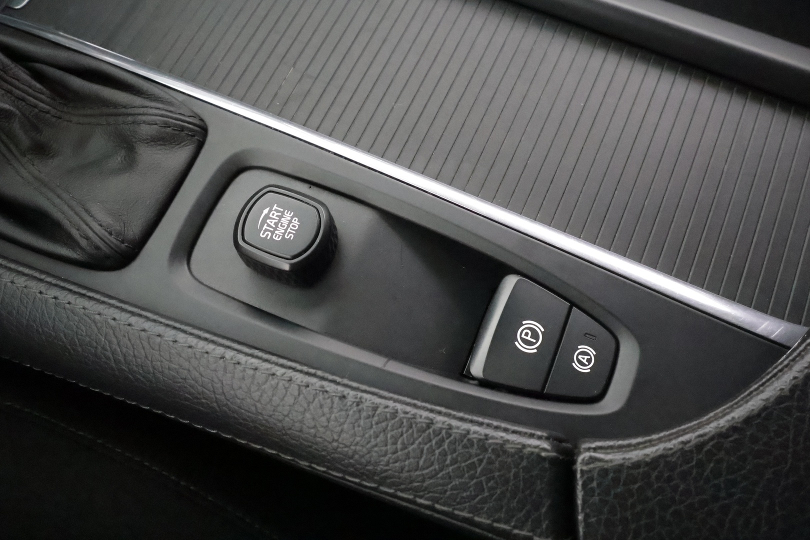 VOLVO V90 CROSS COUNTRY 2018