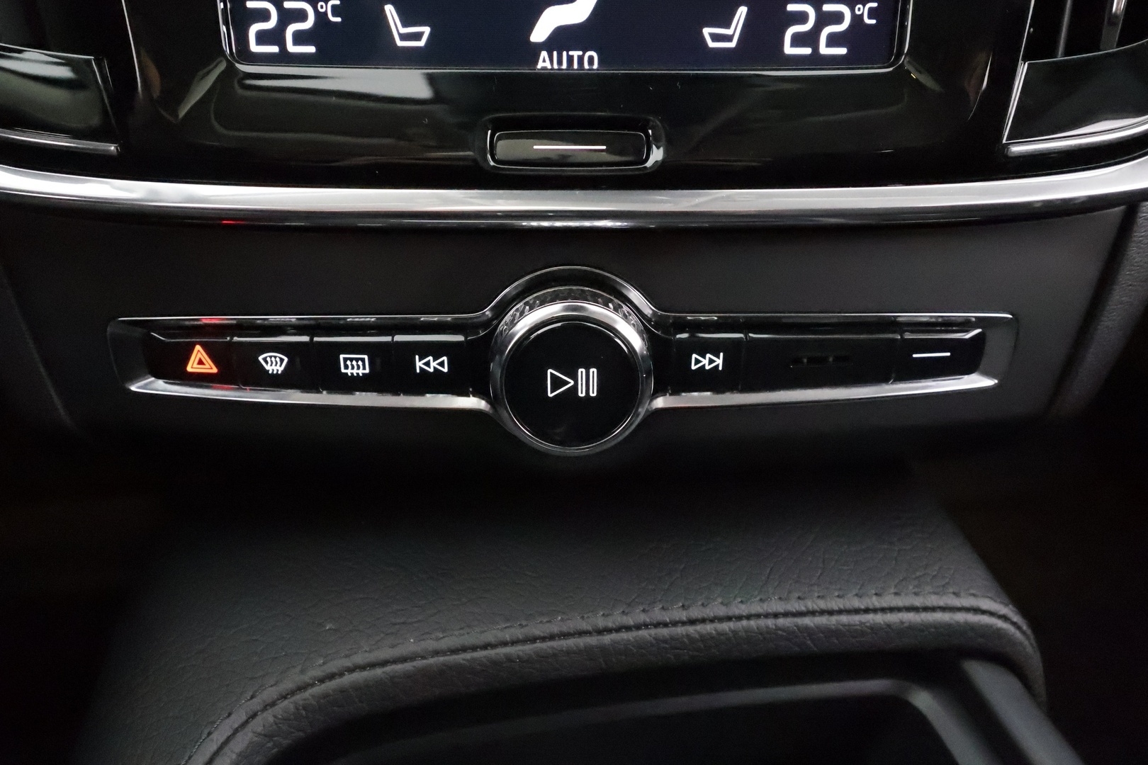 VOLVO V90 CROSS COUNTRY 2018