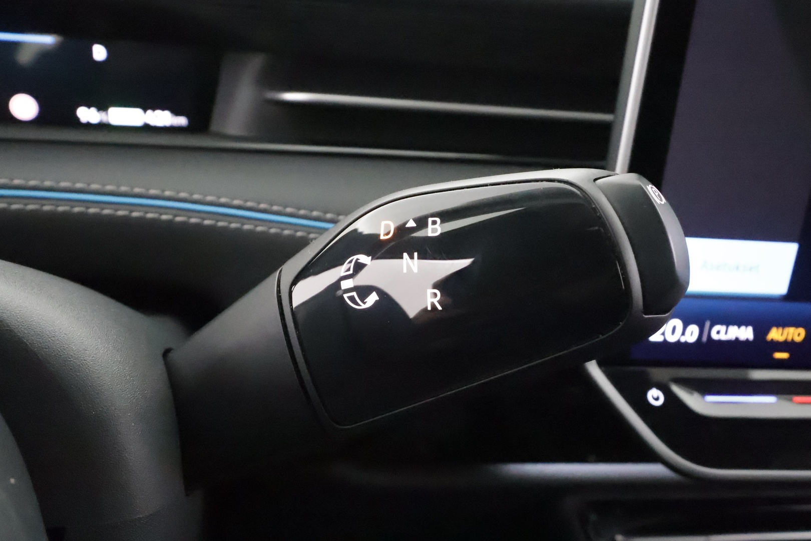 VOLKSWAGEN ID.7 2024