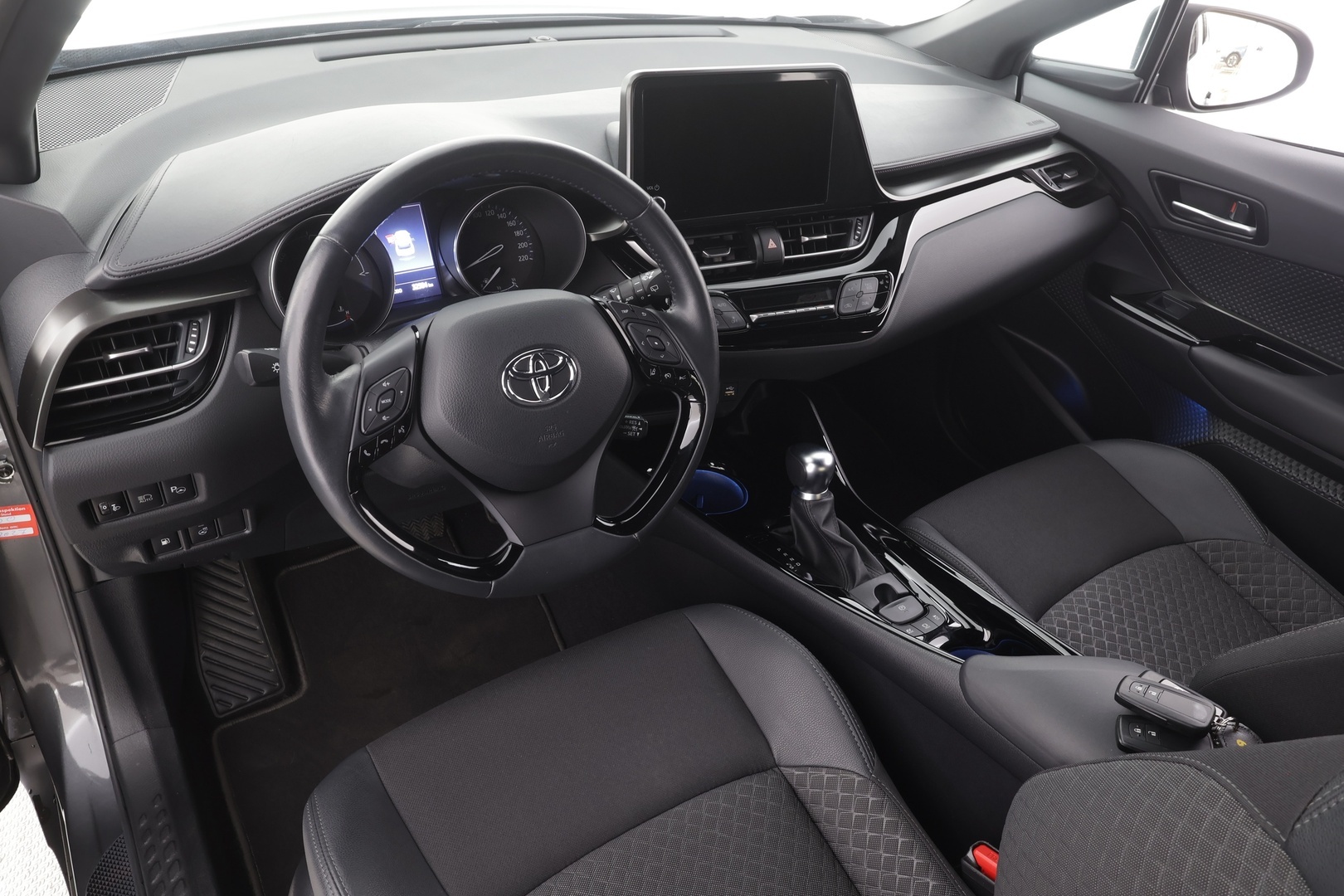 TOYOTA C-HR 2023