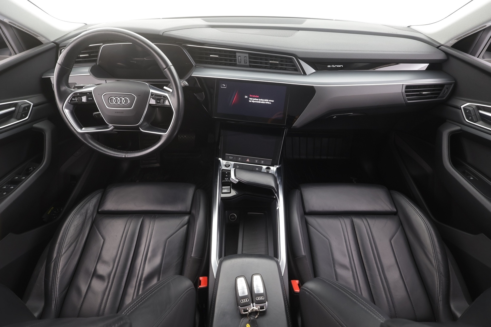 AUDI E-TRON 2023