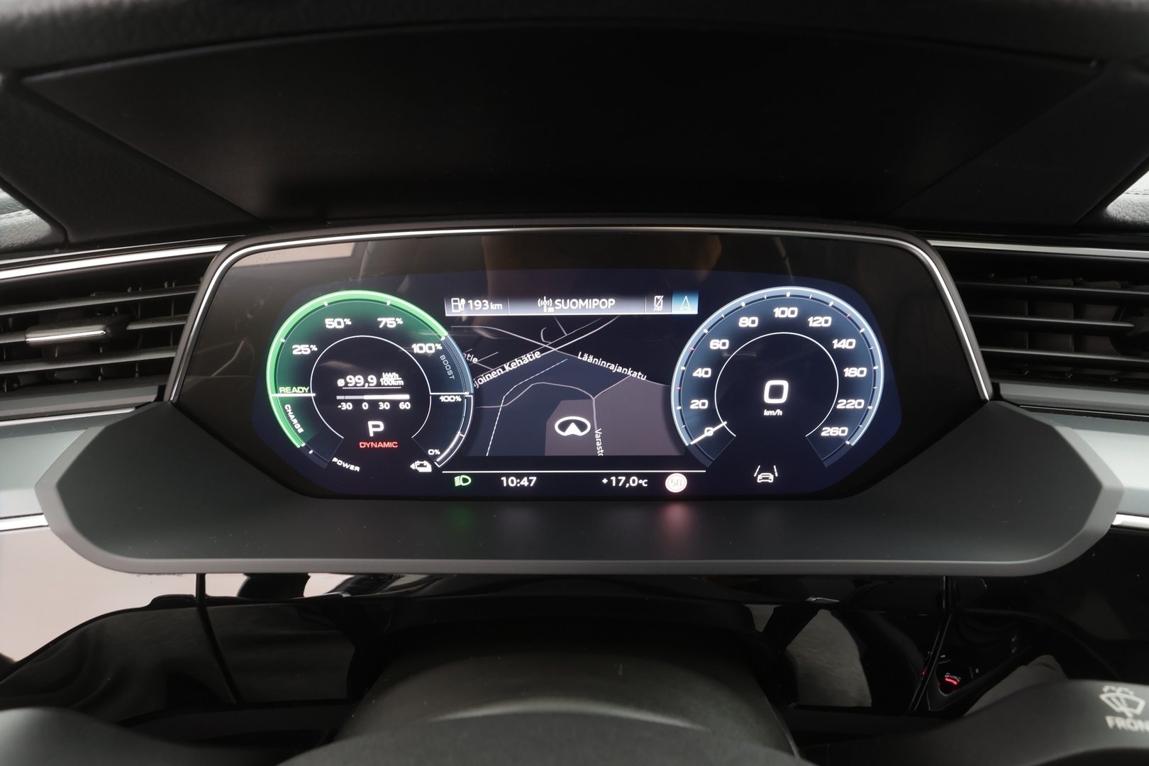 AUDI E-TRON 2023
