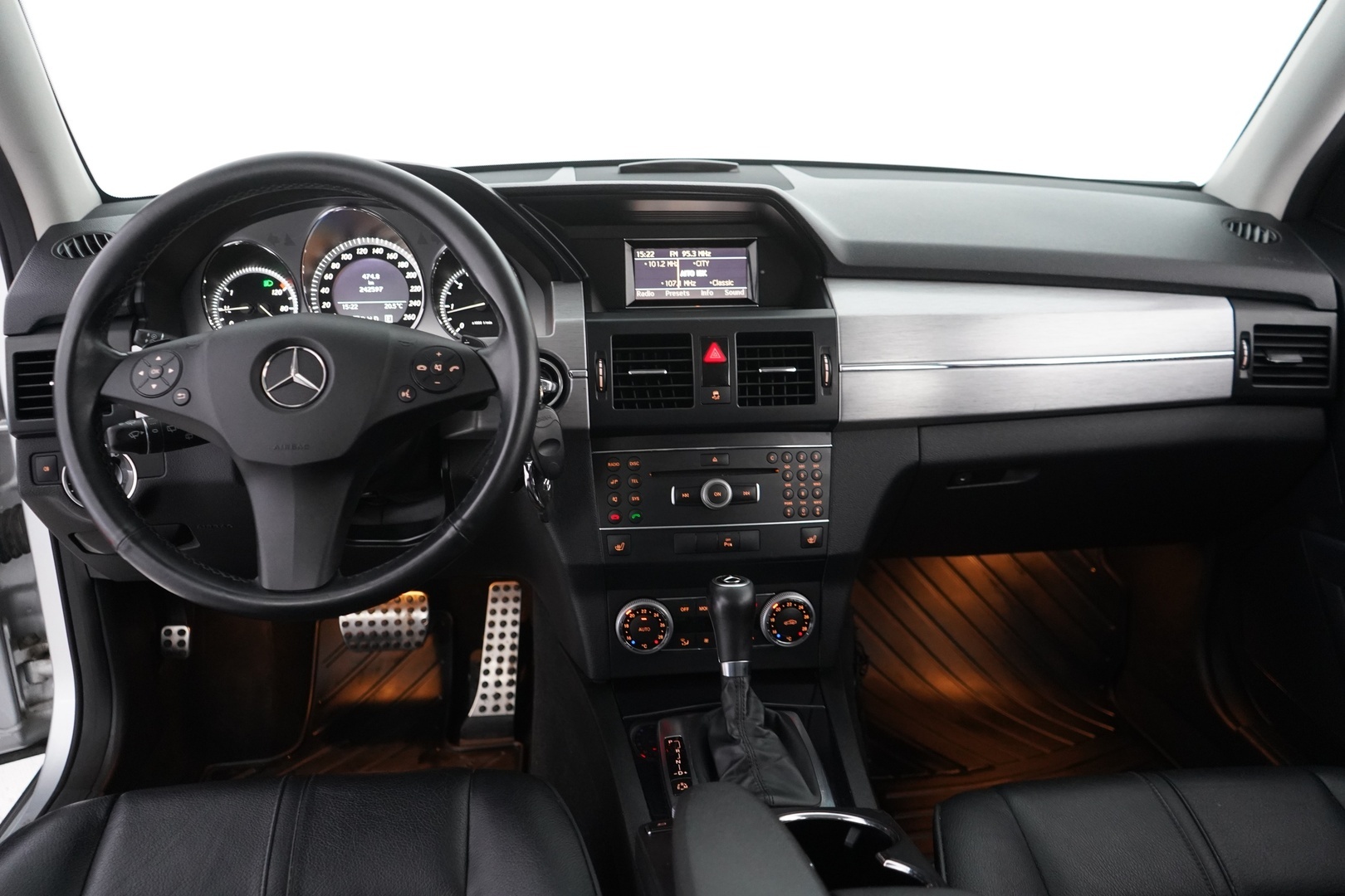 MERCEDES-BENZ GLK 2011