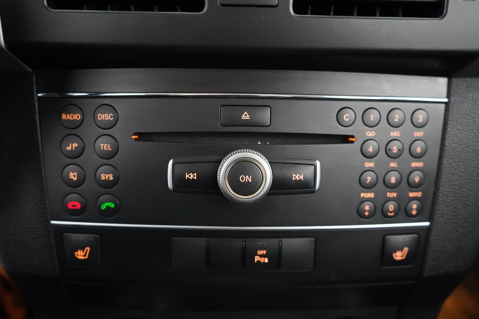 MERCEDES-BENZ GLK 2011
