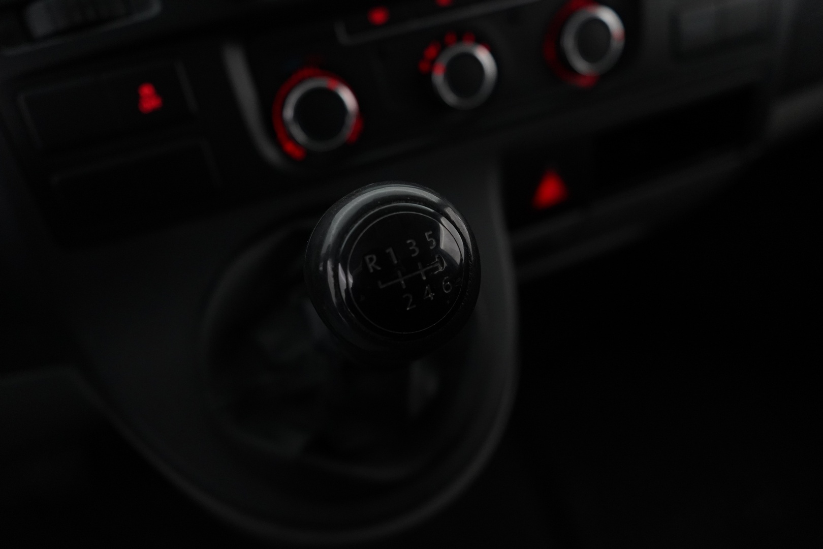 VOLKSWAGEN Transporter 2010