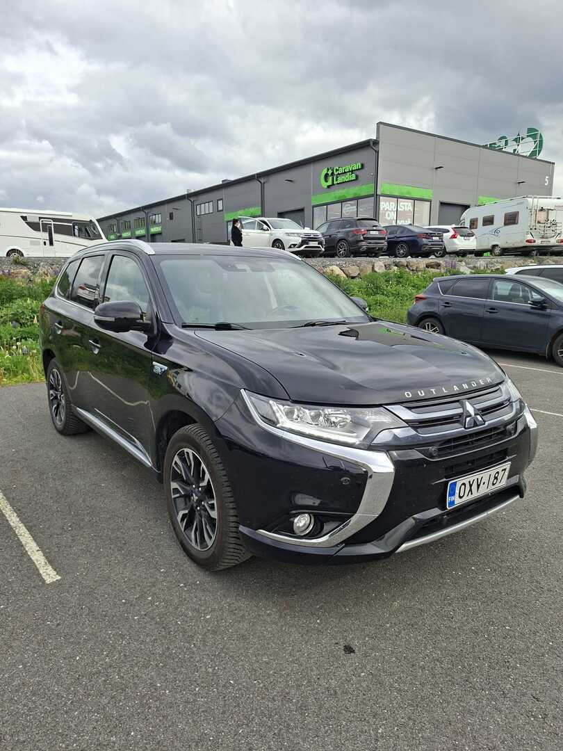 MITSUBISHI Outlander PHEV 2018
