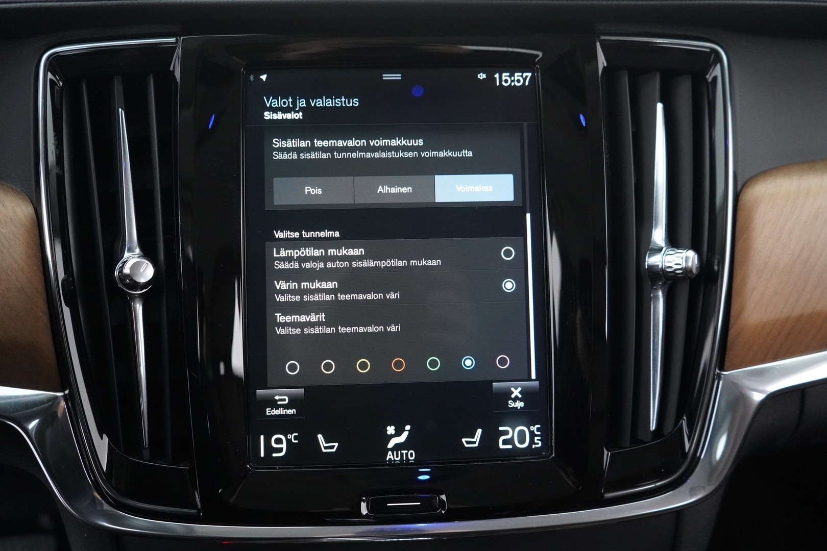 VOLVO V90 2019
