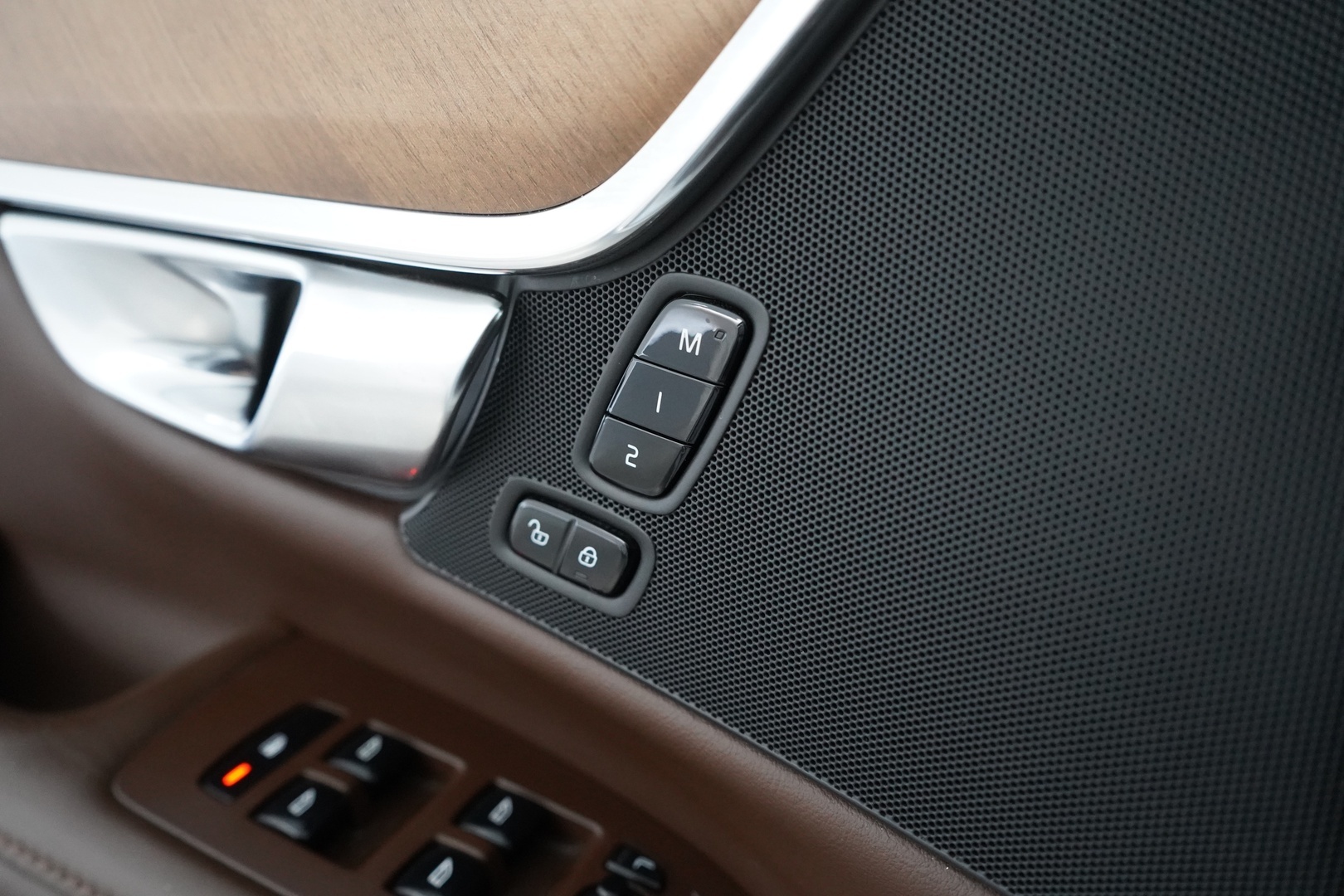 VOLVO V90 2019