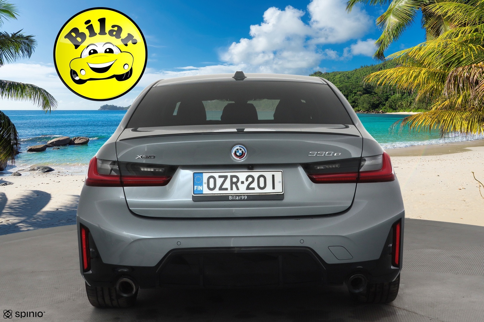 BMW 330 2023