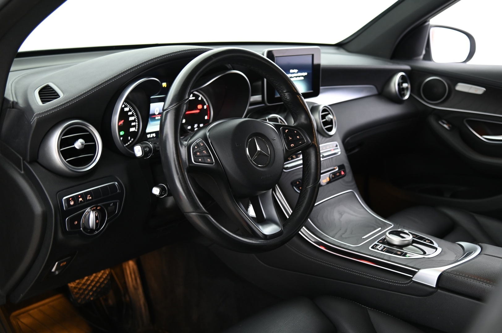 MERCEDES-BENZ GLC 2017